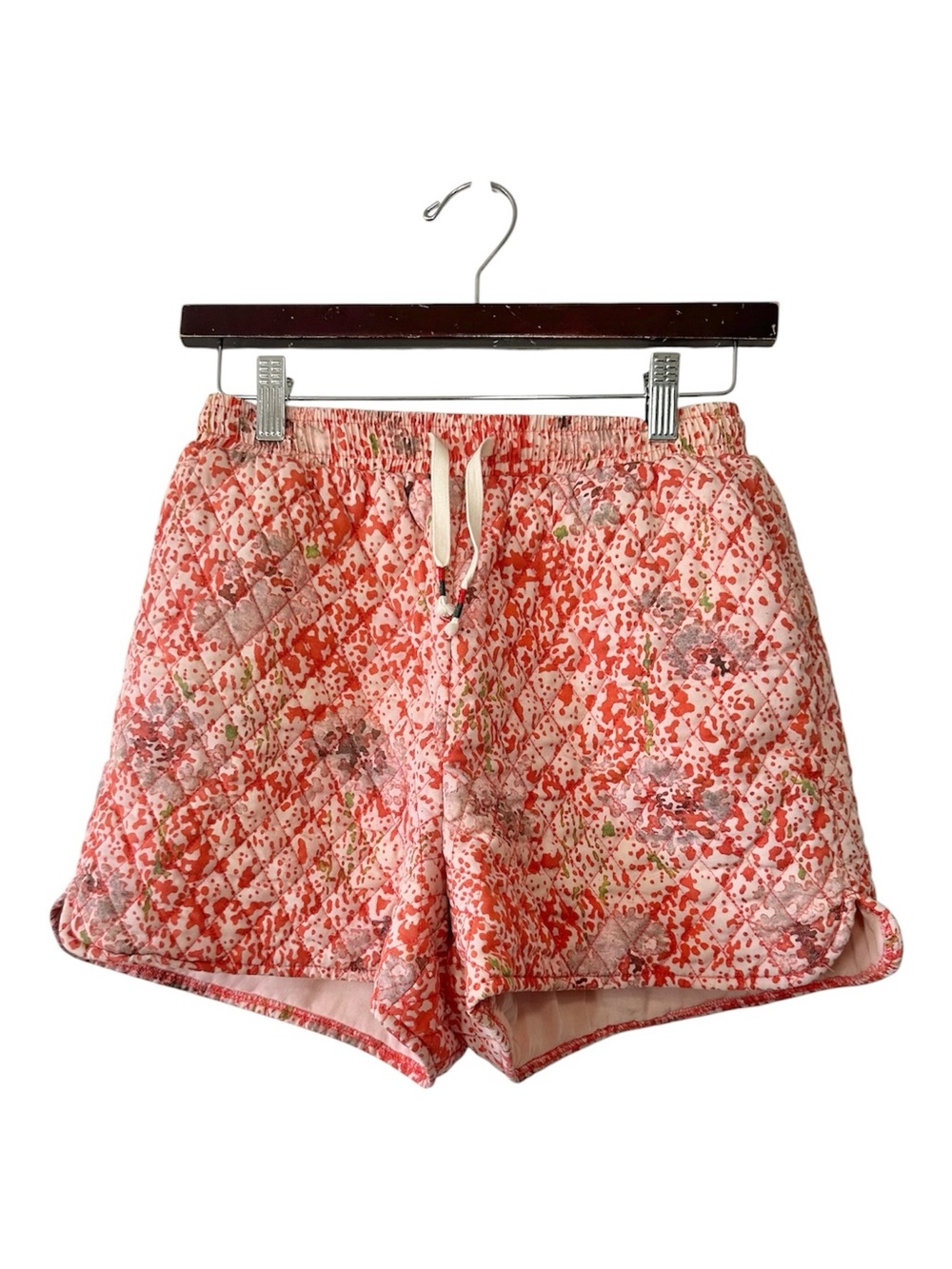 FIND ME NOW Women’s Pink Tyler Abstract Quilted Pull On High Rise Shorts- Small